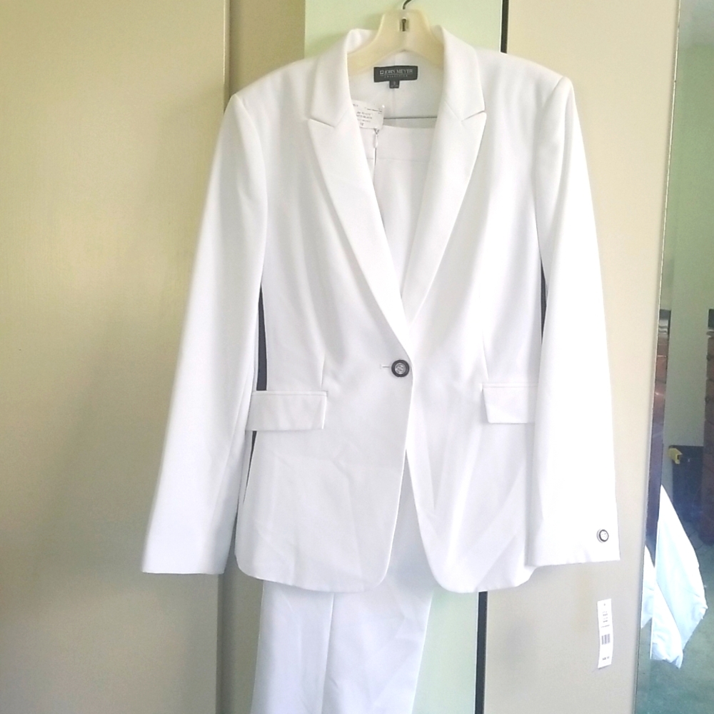 PANTS SUIT - 2PC